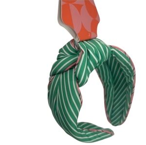 💚🔹️ Piper K🔹️ Gorgeous Green, white and Pink Striped Headband